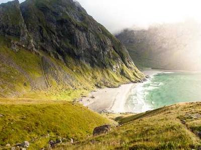 LG has discounted its Gram Pro laptop by $900, but only for a limited time