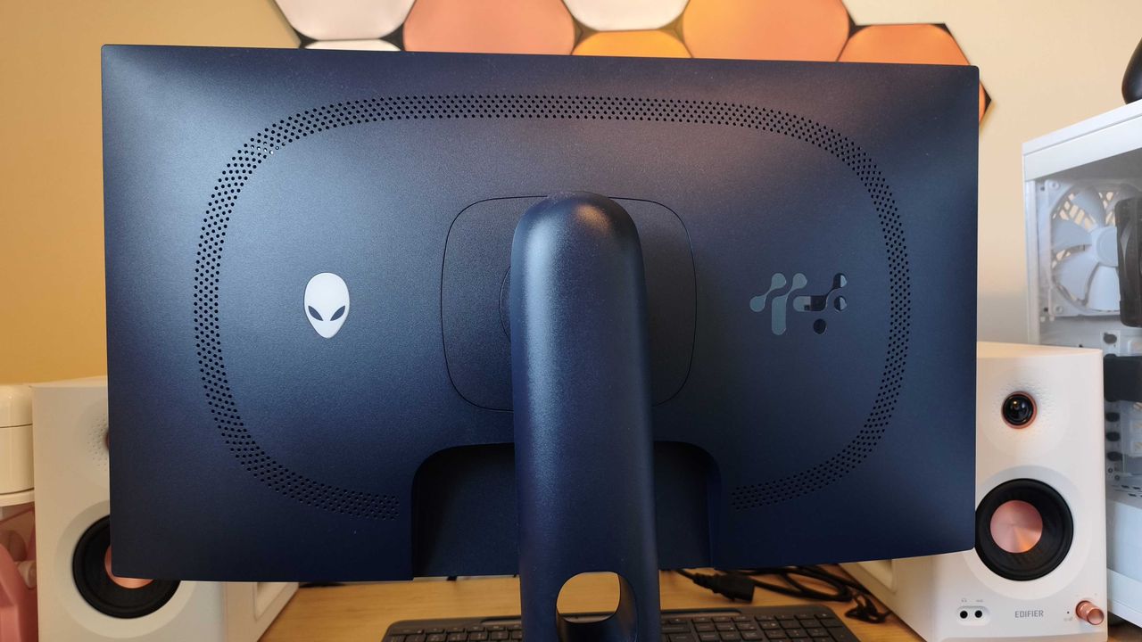 Alienware's latest gaming monitor has too many hertz