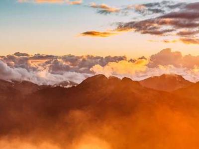 Finally, a robot vacuum that cleans my dogs' hair reliably well