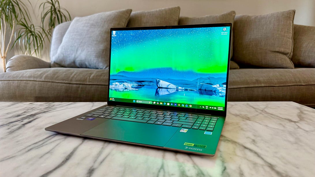 Acer Swift 16 AI (2026) Review: I Love the Giant OLED Display, but Am Less Enamored With the Oversize Touchpad